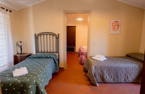 Nicosia House | Quadrupla con Bagno in Camera