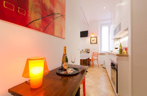 Testaccio Apartment | Quite-Design Apart-Spotless-Rome cent-Bus&Metro-Airport train-AC-WiFi-Kitchen