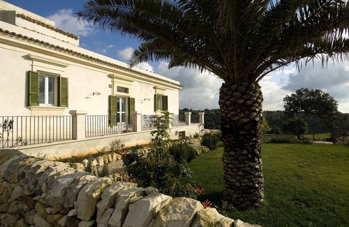 Ragusa Apartment | Ragusa Apartments (Trilo) - Near Ragusa
