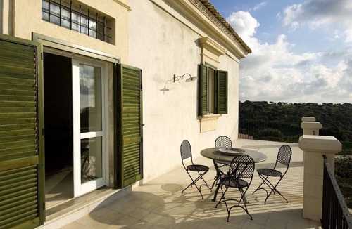 Ragusa Apartment | Ragusa Apartments (Trilo) - Near Ragusa