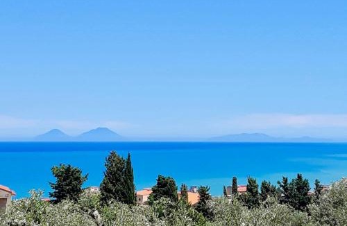 Acquedolci Villa | RELAIS COUNTRY HOUSE - TERRACE on AEOLIAN ISLANDS