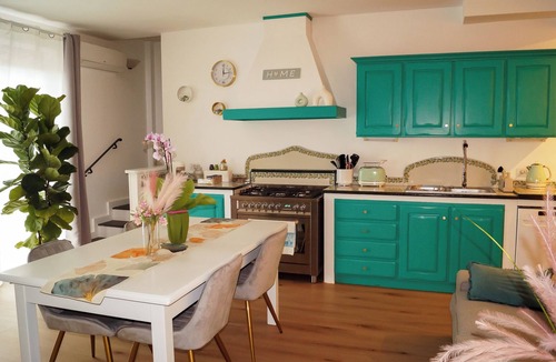 Aci Sant'Antonio Villa | Relax in nature near the Etna volcano, elegant rooms