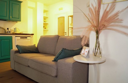 Aci Sant'Antonio Villa | Relax in nature near the Etna volcano, elegant rooms