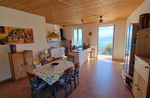 Gioiosa Marea House | Relax with sensational views of the sea and mountains