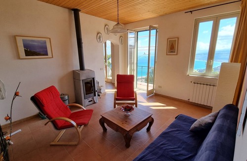 Gioiosa Marea House | Relax with sensational views of the sea and mountains