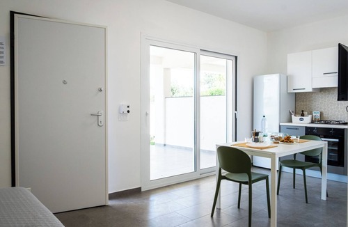 Casuzze Apartment | Residence Casuzze with pool - Three-room apartment