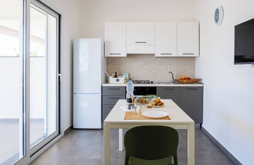 Casuzze Apartment | Residence Casuzze with pool - Three-room apartment