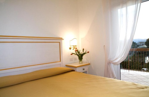 Torre di Faro Apartment | Residence Dei Margi