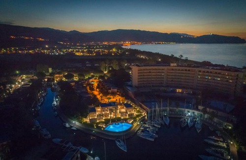 Tonnarella Apartment | Residence Delfino, Portorosa