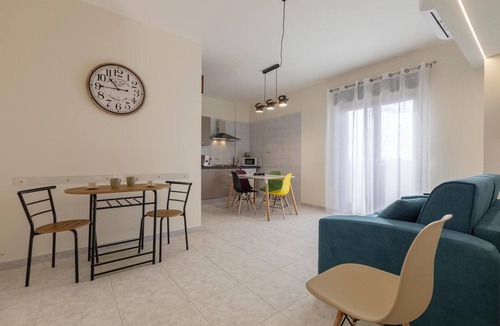 Casa Santa Apartment | Residence Imera Apartment with Sea View, Wi-Fi, and Air Conditioning