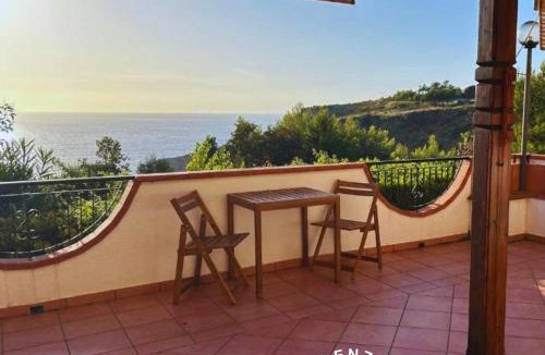 Scalea Apartment | Residenza Belvedere - Lemon Apartment with Terrace & Garden near the Sea