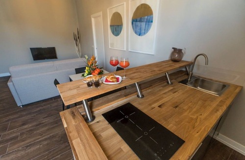 Historical Center Apartment | Residenza Trinità Maggiore - Trinity Suite