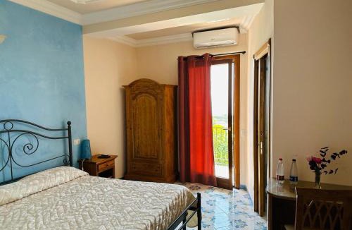 Scala Bed & Breakfast | Rianna Rooms & Breakfast