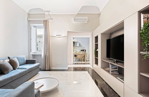 Ortigia Apartment | Riva Apartment with balcony