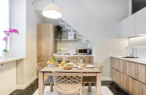 Ortigia Apartment | Riva Apartment with balcony