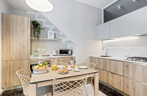 Ortigia Apartment | Riva Apartment with balcony