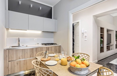 Ortigia Apartment | Riva Apartment with balcony