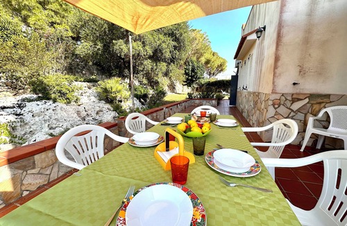 Isola Villa | Rock Garden Villa by Ortigia Apartments