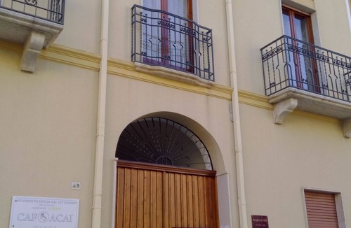 Trapani Apartment | Romey Apartment