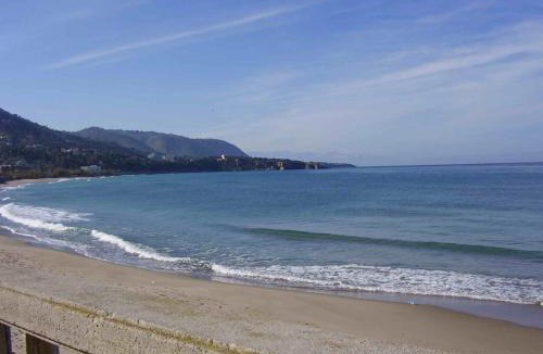 Cefalu House | Room bagno in comune Green Villa Sea view