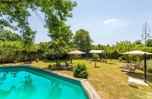Trappitello Apartment | Room 'Petru' with Mountain View, Wi-Fi and Air Conditioning