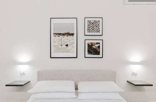 Marsala House | Room 'Scirocco' with Shared Garden, Wi-Fi and Air Conditioning