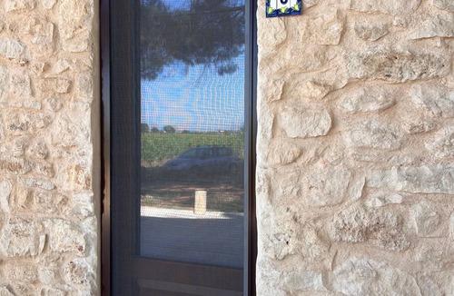 Vittoria Apartment | Room 'Vigna Di Pettineo - N6' with Shared Pool, Private Terrace & Air Conditioning