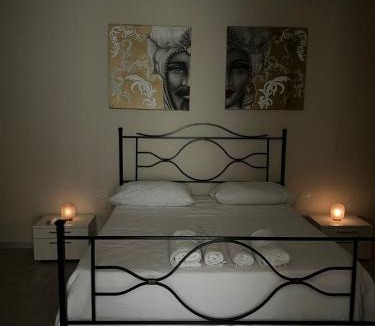San Felice House | Rose house