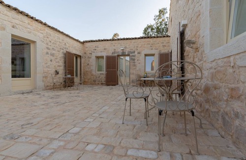Casa Papa House | Rosemary - open space in the Hyblean countryside