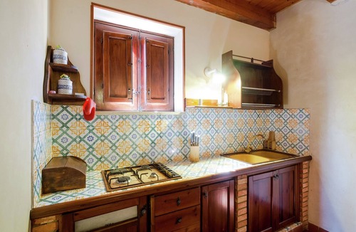 Landro House | Rustic Sicilian Retreat with Spa
