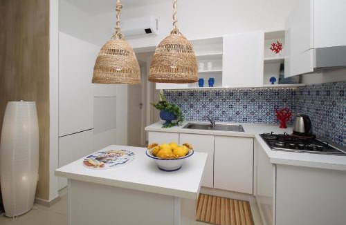 Villa Margi Apartment | Salù Palace a 1 minuto a piedi dalla spiaggia