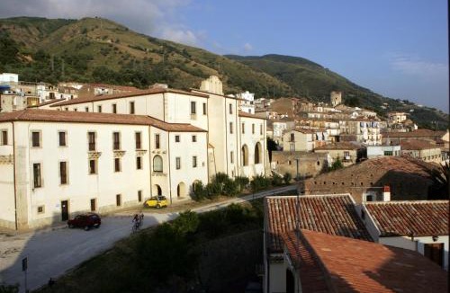 Paola House | Sant'Agostino Guest Rooms