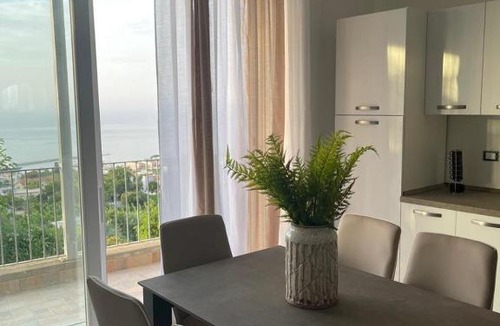 Casamicciola Terme House | Santa Barbara Luxury Villas