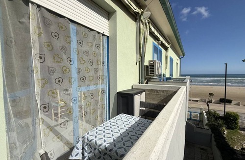 Marotta Apartment | SE230 - Marotta, three-room apartment just steps from the beach, with parking space.