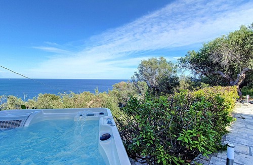 Corsano Ski Chalet | Sea access & hot outdoor whirlpool at stone villa