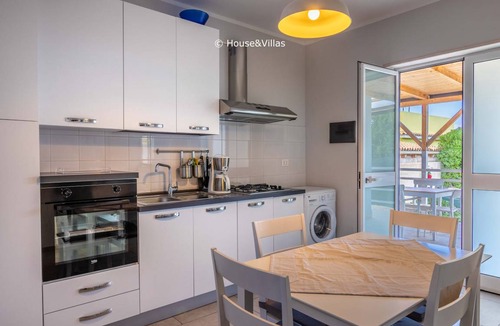 Avola Apartment | Sea Sound - Two Bedroom Apartment, Sleeps 4