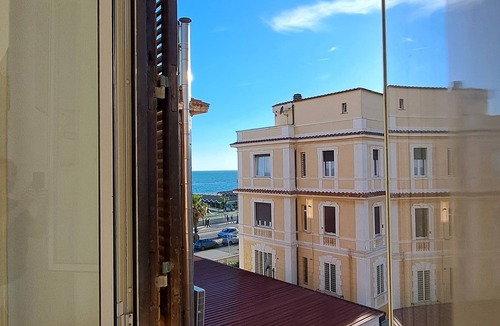 Quartiere XXXIV Lido di Ostia Levante Apartment | Sea Vibes Rome - Relax by the sea and reach Rome in minutes