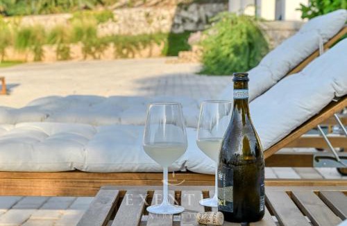 Isola Villa | Sea View Villa with Pool facing Ortigia, Etna View