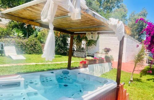 Addaura Villa | Sea View Villa XL Hot Tub