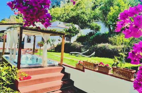 Addaura Villa | Sea View Villa XL Hot Tub