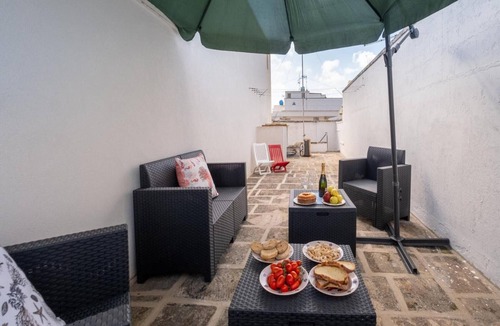 San Foca House | SeaGaze Home – Cozy Holiday Apartment with Shared Terrace, Wi-Fi & Air Conditioning