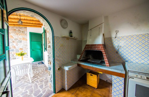 Acquacalda Villa | Seaside villa set in the white of the pumice quarries!