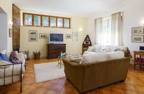 Monteriggioni Villa | Secluted country villa with private pool in the wood
