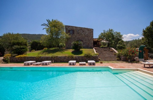 Sant'Ambrogio Villa | Serene Sicily Villa | Relax at the Swimming Pool by Villamore | 5 Bedrooms