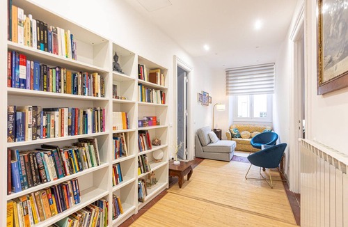 Rione XVIII Castro Pretorio Apartment | Shanti Apartment near the Castro Pretorio metro stop