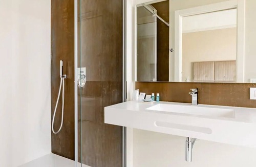 Marsala House | SHoruq