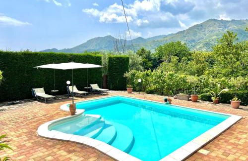 Mitogio House | Sicilian Poolside Escape for 6