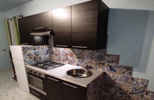 Santa Venerina Apartment | Sicilian Retreat: Pool & Garden