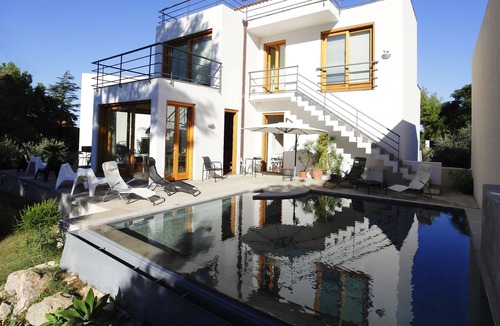 Torre Colonna-sperone Villa | Sicily X 2/3/4 Person With Pool