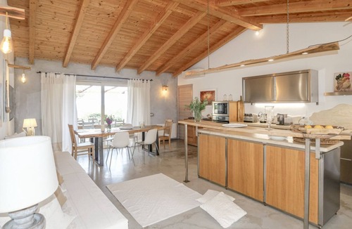 Sa Castangia Villa | Sispantu Sa 'oghe 'e su 'entu Cottage